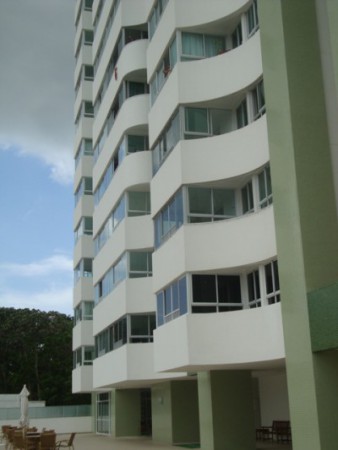 SALVADOR VILLE 2/4 R$295.000,00